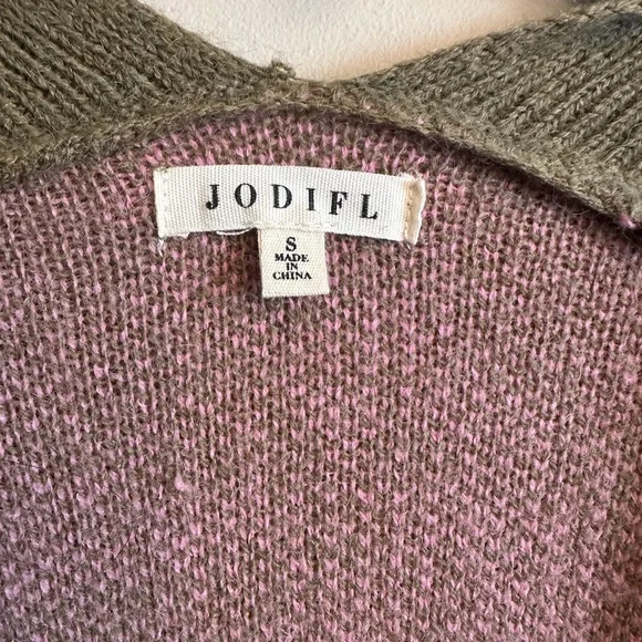Jodifl Oversized Flower Cardigan Sweater – Olive & Pink – Size Small - Picture 2 of 4